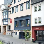 酒店 Akzent Berg's Alte Bauernschaenke- Wellness Und Wein 吕德斯海姆