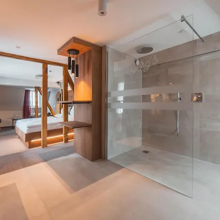 Hotel Akzent Berg's Alte Bauernschaenke- Wellness Und Wein Ruedesheim am Rhein