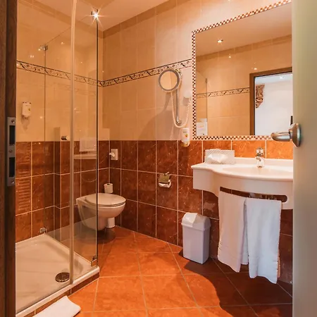 Akzent Berg's Alte Bauernschaenke- Wellness Und Wein Ξενοδοχείο
