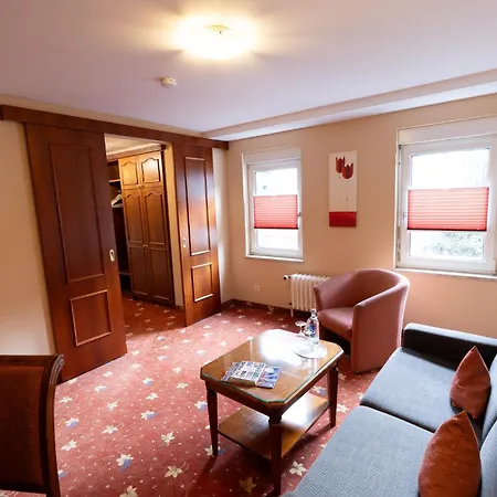 Akzent Berg's Alte Bauernschaenke- Wellness Und Wein Hotel 4*