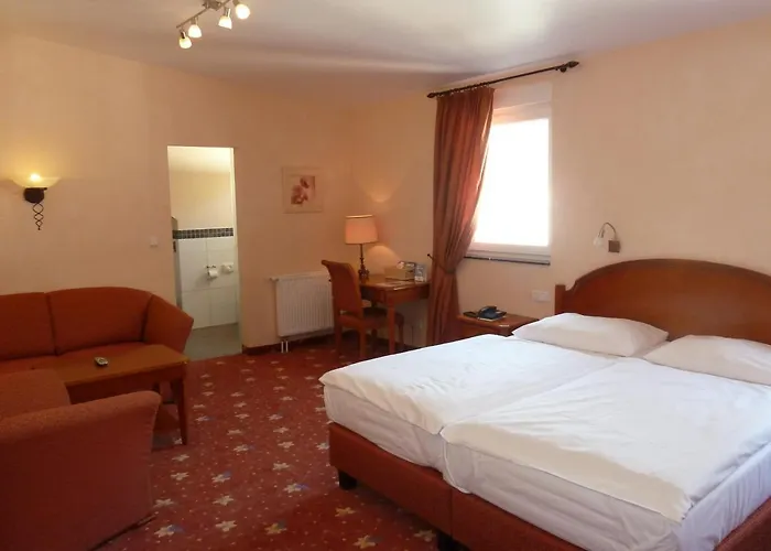 Hotel Akzent Berg's Alte Bauernschaenke- Wellness Und Wein