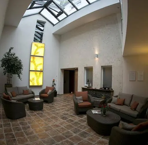 Akzent Berg's Alte Bauernschaenke- Wellness Und Wein Hotel 4*