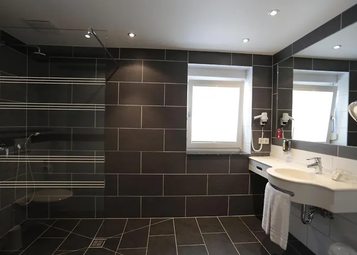 Hotel Akzent Berg's Alte Bauernschaenke- Wellness Und Wein Rüdesheim am Rhein