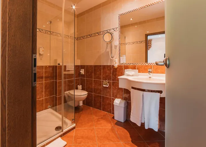 Akzent Berg's Alte Bauernschaenke- Wellness Und Wein Hotel