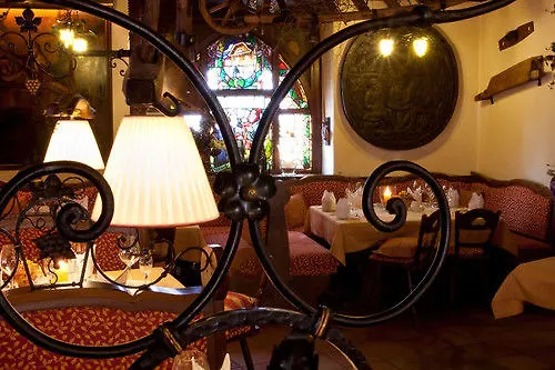 Akzent Berg's Alte Bauernschaenke- Wellness Und Wein 4*