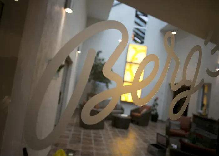 Akzent Berg's Alte Bauernschaenke- Wellness Und Wein Hotel 4*